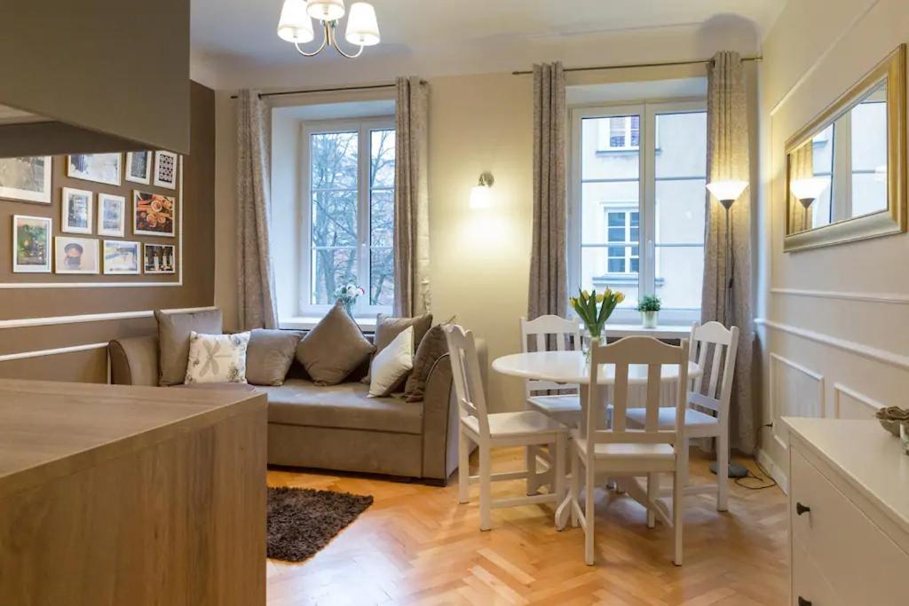 Coffee&Chocolate Apt. Old Town. Варшава Экстерьер фото